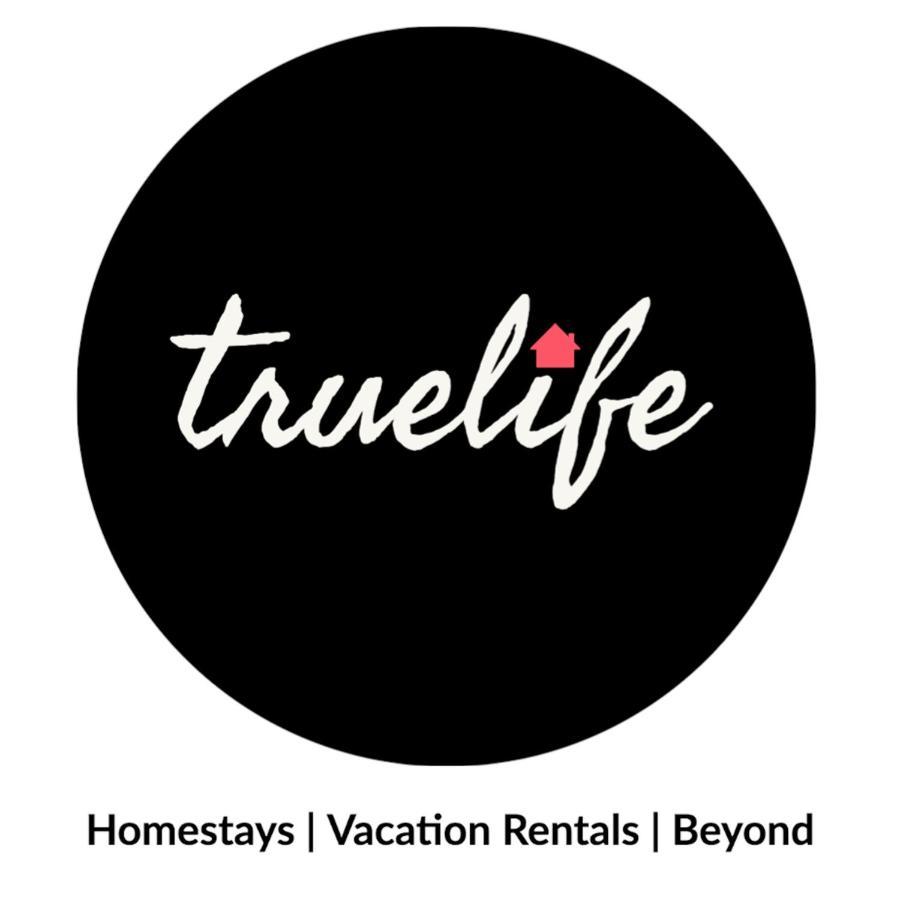 Truelife - Family Suites - Ps4 Veg Restaurant, On Way To Balaji Temple - 2Bhk Ac Apartments - Coffee Tea Milk - Super Fast Wifi, Kitchen, Smart Tv, Parking - Easy Access To Airport, Railway Station And To All Temples - Top Service With Lots Of Love Tirupati Bagian luar foto